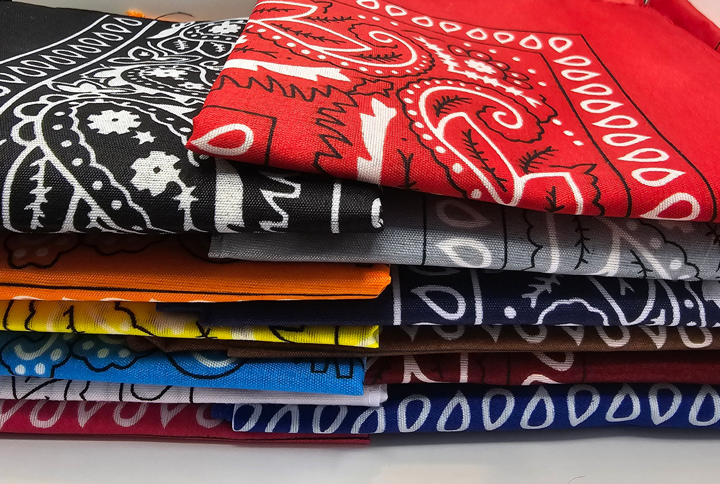 Wakiki - Altijd Handig! - Bandana - Paisley Bandana's 12 stuks - Bandana Heren / Dames - Bandana ketting